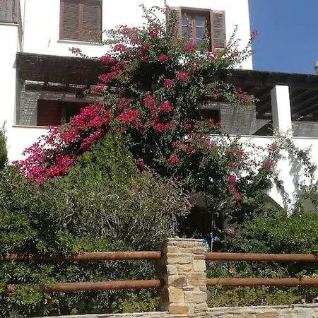Athina 2