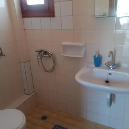 Athina 2 Apartment